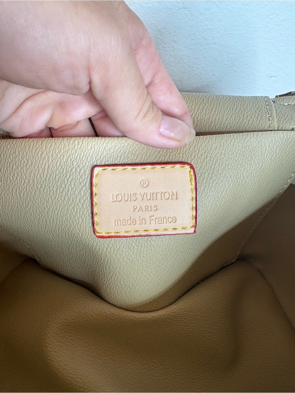 Louis Vuitton Monogram Canvas Vanity Case Toiletry Bag - Picture 4 of 8